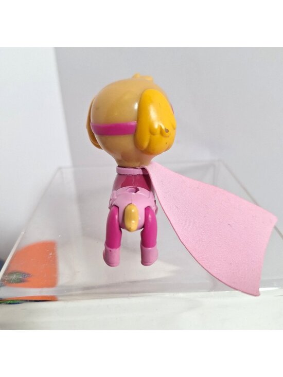 Paw Patrol Super Pups Action Figures Set Skye And Rocky Mini Figures With Capes - Picture 7 of 16